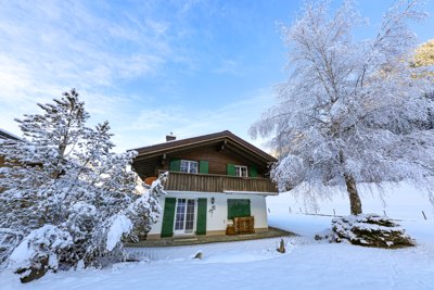 Chalet backyard with Snow